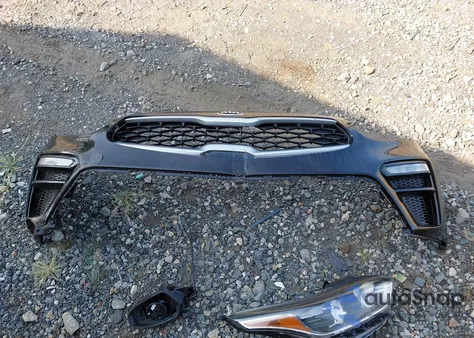 2021 Kia Forte Lxs z USA, uszkodzony, nr VIN 3KPF24AD1ME274138